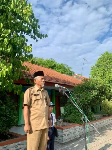 Drs. M. Zaenuri